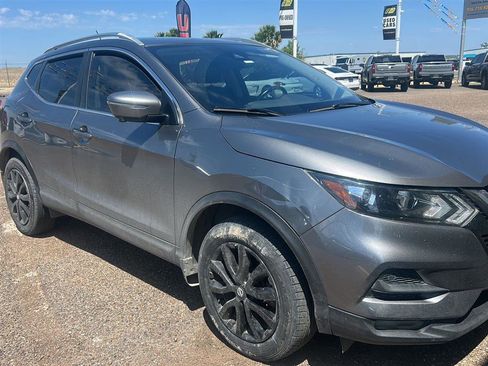 Used 2020 Nissan Rogue Sport SV w/ Technology Package image 14