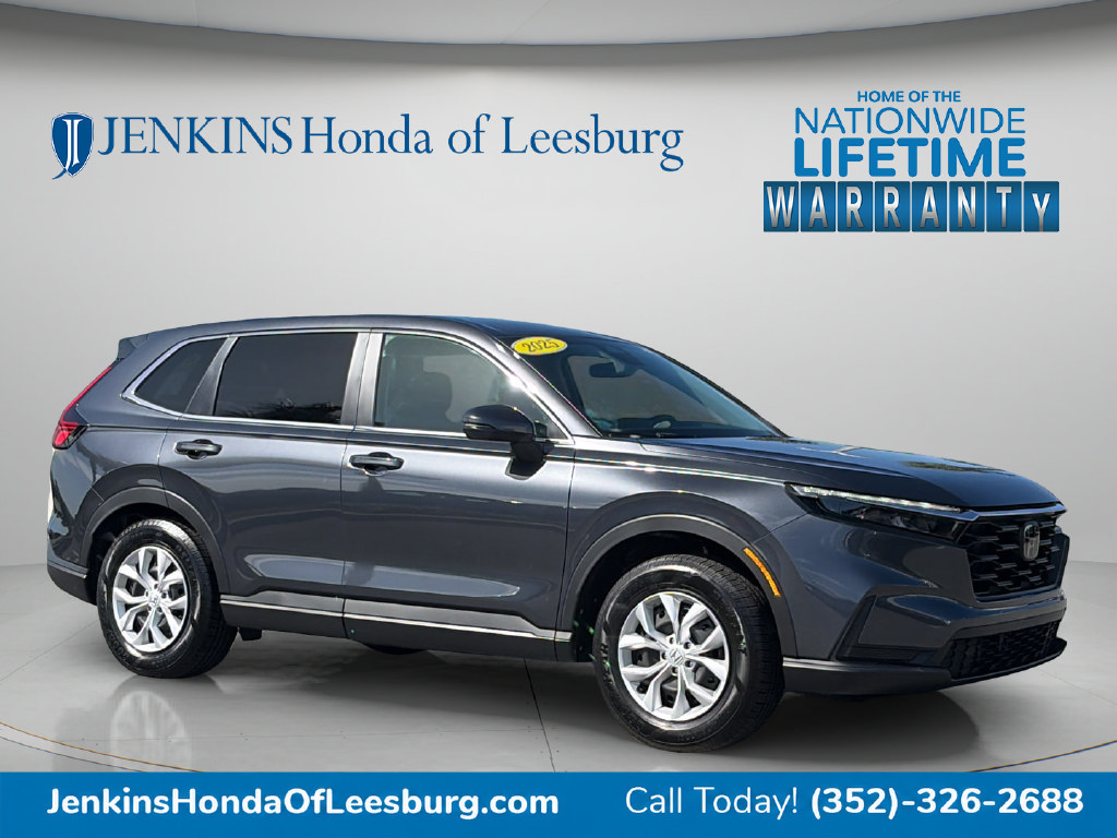 Used 2025 Honda CR-V LX image 1