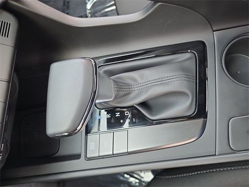 New 2025 Hyundai Elantra Sport image 19