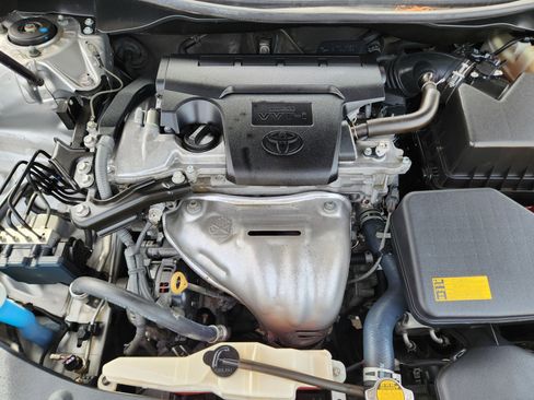 Used 2015 Toyota Camry SE image 44