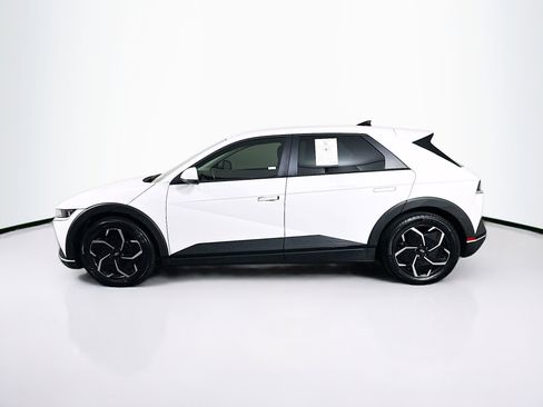 Used 2024 Hyundai Ioniq 5 SEL RWD image 4