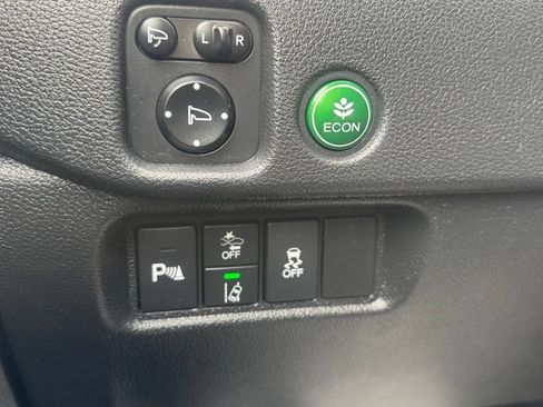 Used 2022 Honda Pilot Black Edition image 17