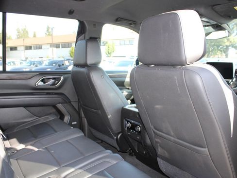 Used 2021 Chevrolet Tahoe LT RWD image 17