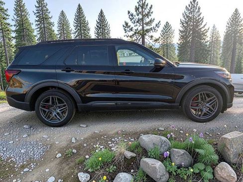 Certified 2025 Ford Explorer ST AWD/4WD image 7