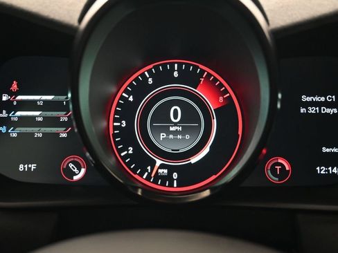Used 2023 Aston Martin V8 Vantage Coupe RWD image 23