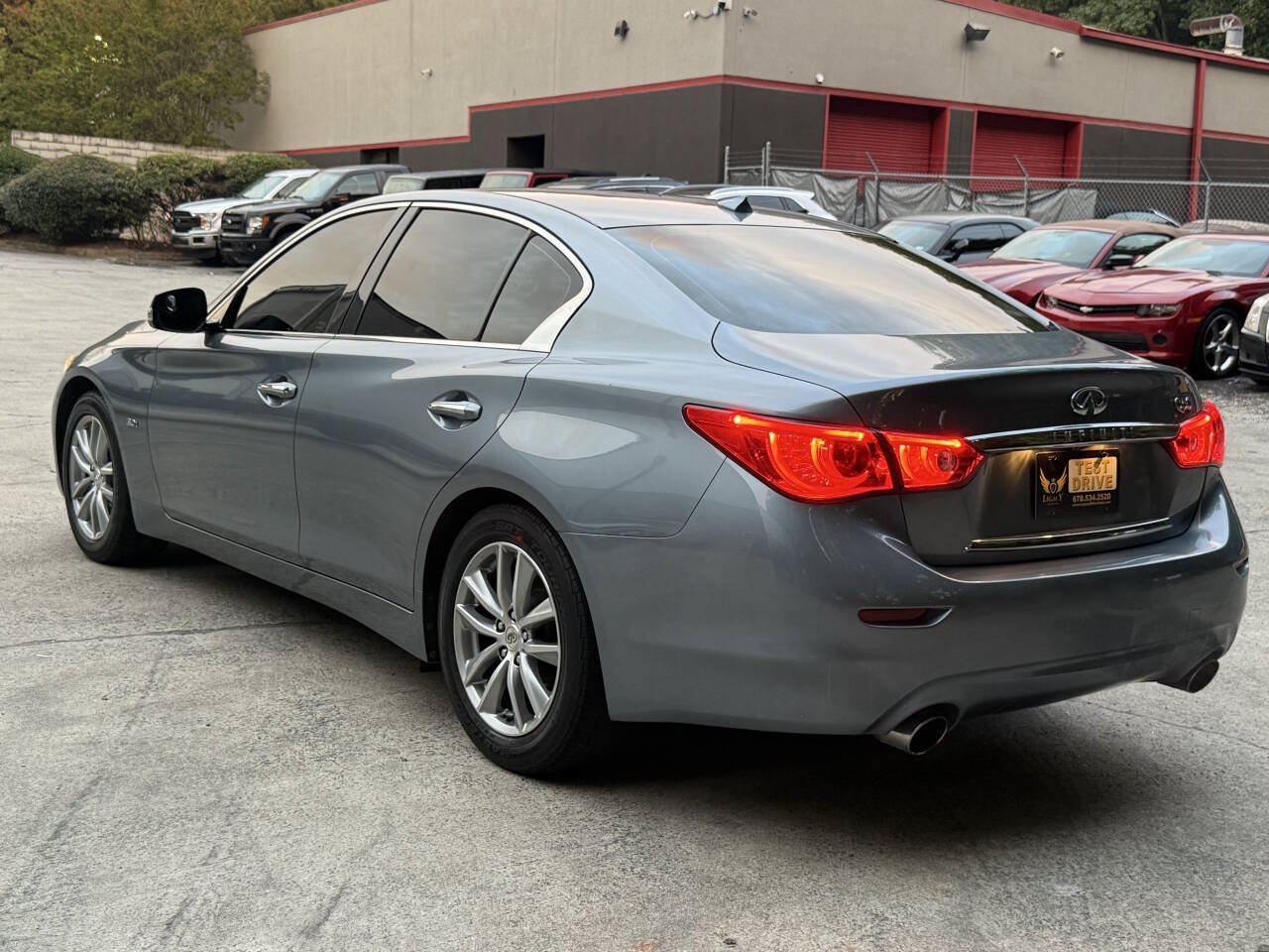 Used 2017 INFINITI Q50 3.0t Premium RWD image 15