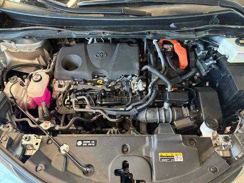 Used 2023 Toyota Sienna XLE w/ XLE Plus Package AWD/4WD image 24