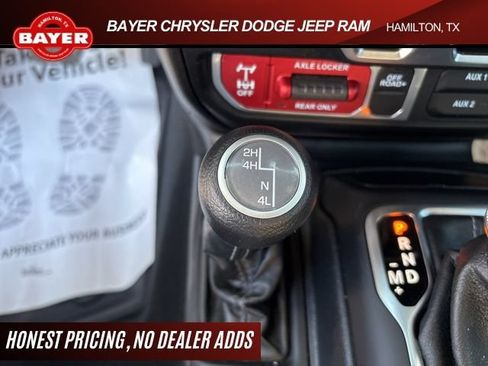 Used 2024 Jeep Wrangler Unlimited Sport AWD/4WD image 40
