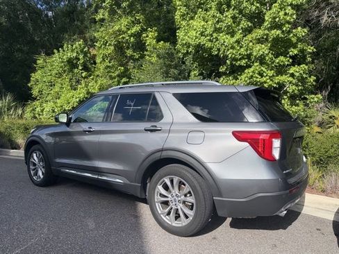 Used 2023 Ford Explorer Limited RWD image 3