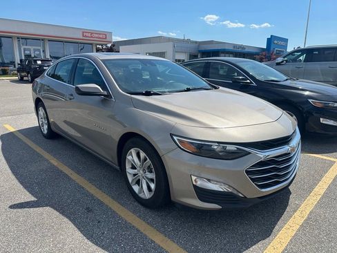 Used 2024 Chevrolet Malibu LT FWD image 5