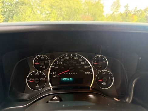 Used 2016 GMC Savana 3500 RWD image 14