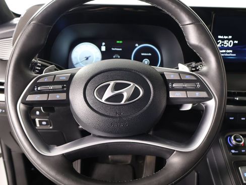 Used 2025 Hyundai Palisade Calligraphy AWD/4WD image 3