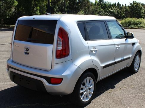 Used 2012 Kia Soul + FWD image 4