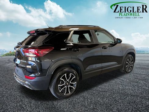 Used 2021 Chevrolet TrailBlazer ACTIV w/ Sun and Liftgate Package AWD/4WD image 6