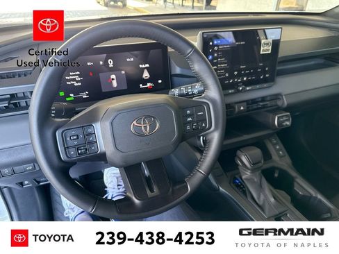 Used 2026 Toyota RAV4 SE AWD/4WD image 19