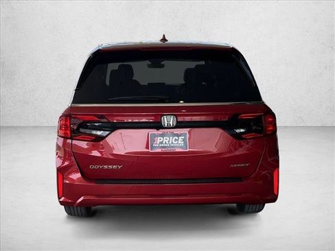 Used 2025 Honda Odyssey Sport-L image 8