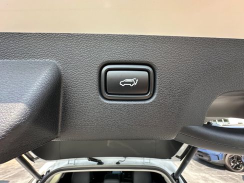 New 2026 Kia Sportage SX AWD/4WD image 12