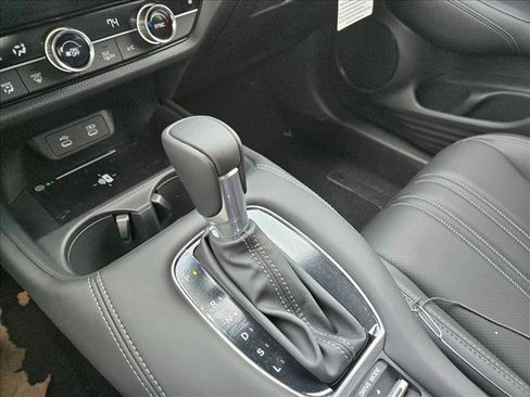 New 2026 Honda HR-V EX-L image 15