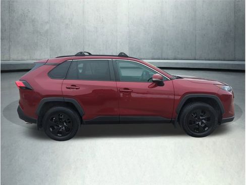 Used 2020 Toyota RAV4 LE w/ All Weather Liner Package image 6