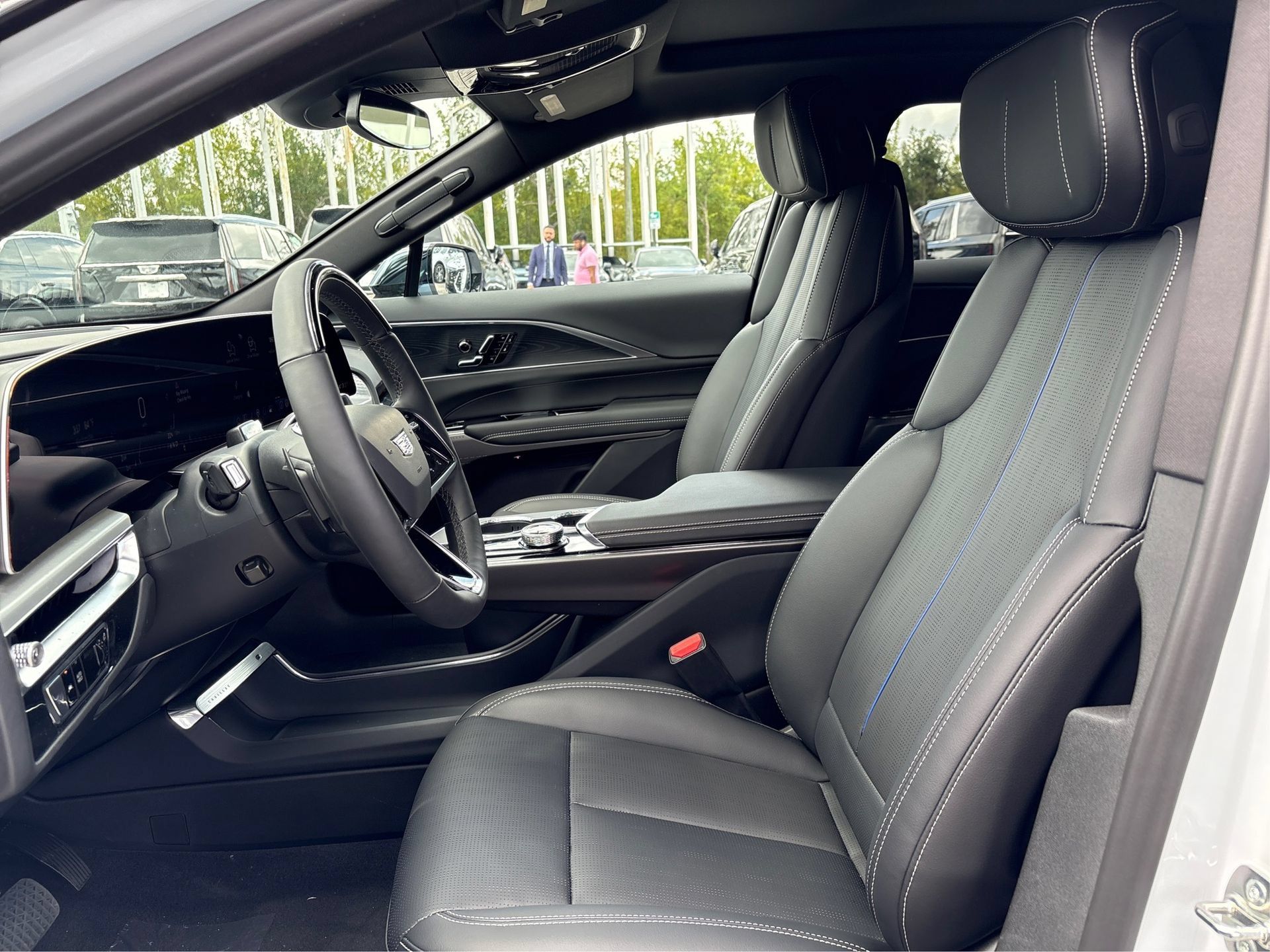 New 2026 Cadillac Lyriq Sport w/ LPO, ONYX Package RWD image 9