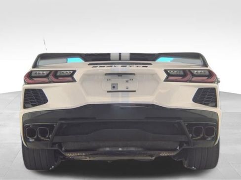 Used 2023 Chevrolet Corvette Stingray Premium Conv w/ Z51 Performance Package RWD image 6
