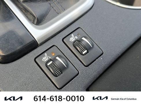 Used 2019 Toyota Highlander XLE image 32