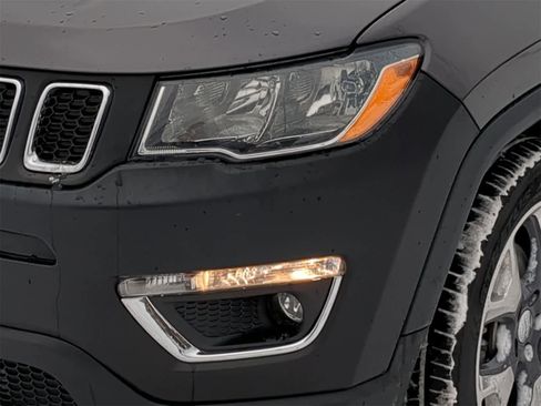 Certified 2020 Jeep Compass Limited image 18