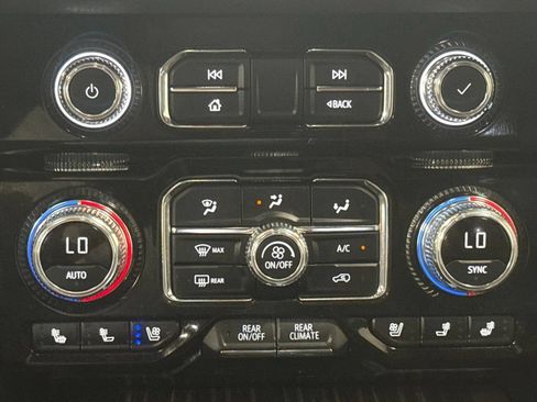 Used 2024 GMC Yukon Denali w/ Max Trailering Package AWD/4WD image 17