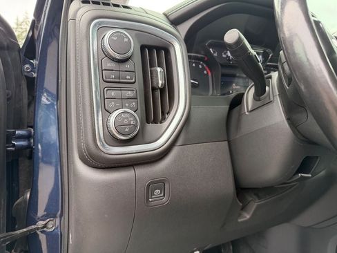 Used 2019 GMC Sierra 1500 SLT w/ SLT Premium Package AWD/4WD image 19