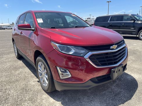 Used 2018 Chevrolet Equinox LT AWD/4WD image 2