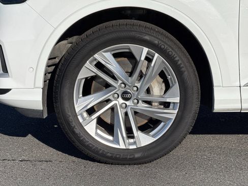 Used 2023 Audi Q7 3.0T Premium Plus image 30