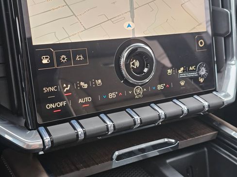 New 2026 GMC Acadia Denali Ultimate w/ LPO, Floor Liner Package image 27