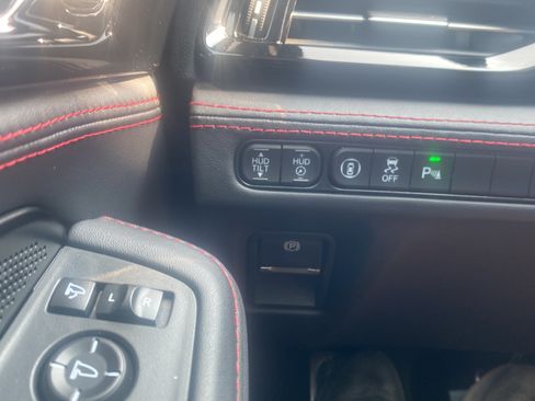 Used 2025 Acura MDX Type S AWD/4WD image 24