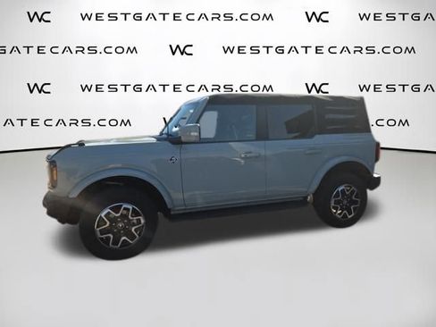 Used 2023 Ford Bronco Outer Banks image 1