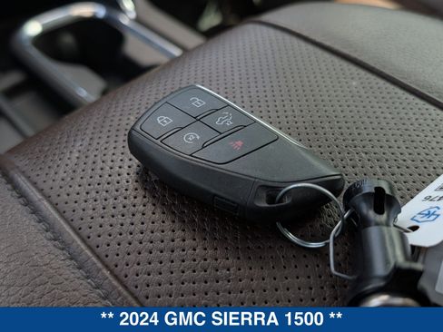 Used 2024 GMC Sierra 1500 Denali w/ Denali Reserve Package AWD/4WD image 41