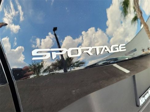 New 2026 Kia Sportage EX image 8