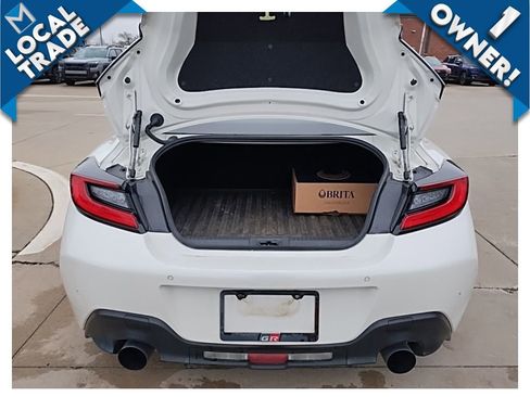 Used 2022 Toyota GR86 Premium w/ ALL Weather Mat Package (TMS) image 26