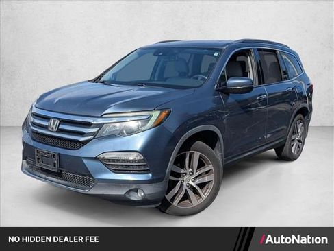 Used 2017 Honda Pilot Elite image 1