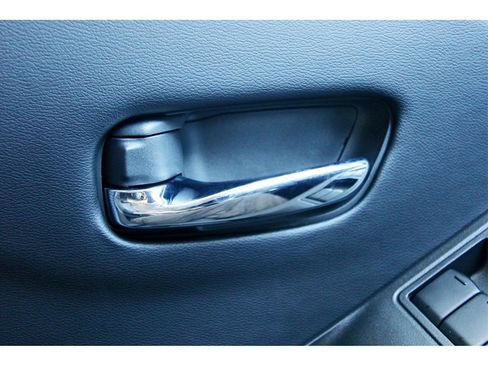 New 2026 Nissan Frontier SV w/ SV Convenience Package image 22