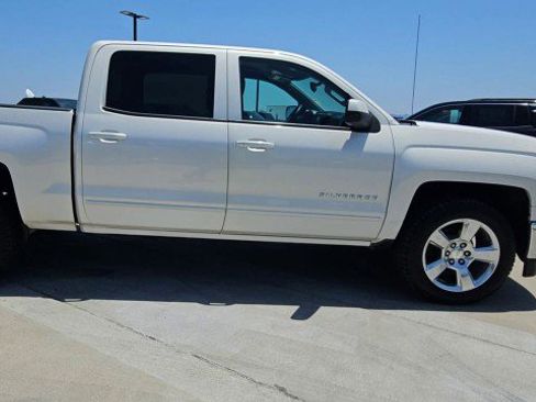 Used 2015 Chevrolet Silverado 1500 LT w/ LT Convenience Package RWD image 9