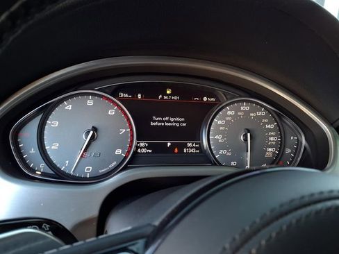 Used 2014 Audi S8 image 14