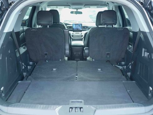 Certified 2024 Ford Explorer XLT w/ Equipment Group 202A AWD/4WD image 11