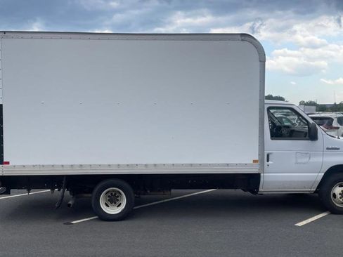 Used 2019 Ford E-350 and Econoline 350 Super Duty w/ Power Windows & Locks Group RWD image 2