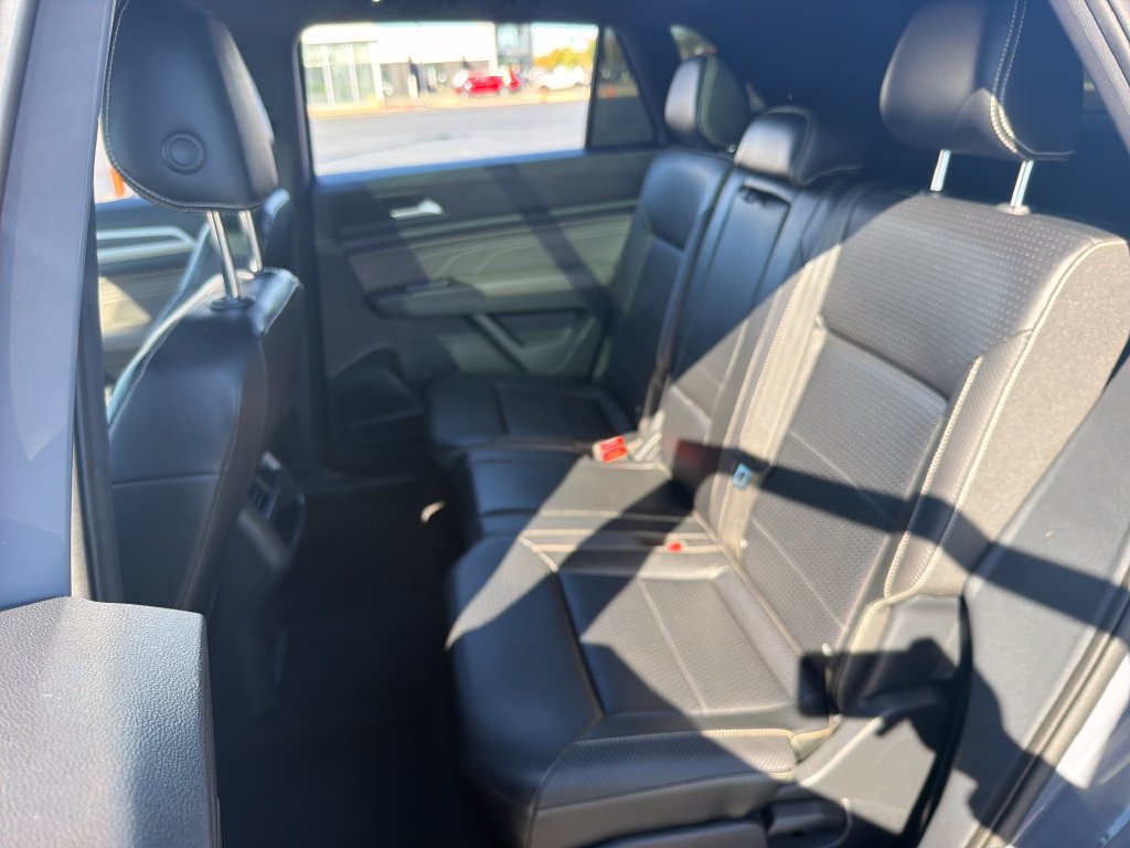 Certified 2022 Volkswagen Atlas Cross Sport SEL AWD/4WD image 23