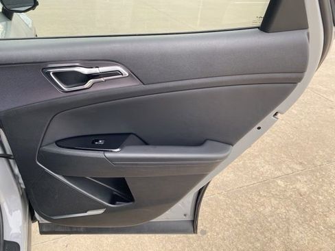 Used 2024 Kia Sportage SX image 24