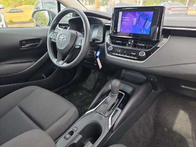 Used 2024 Toyota Corolla LE FWD image 16