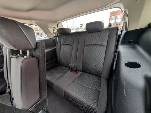 Used 2018 Dodge Journey SE image 19