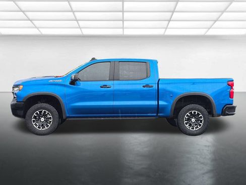 Used 2024 Chevrolet Silverado 1500 ZR2 w/ Technology Package AWD/4WD image 13