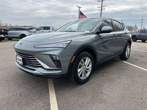 Used 2025 Buick Envista Preferred image 14