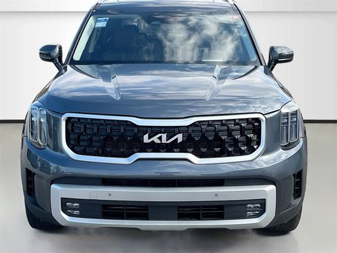 Used 2023 Kia Telluride SX Prestige image 2